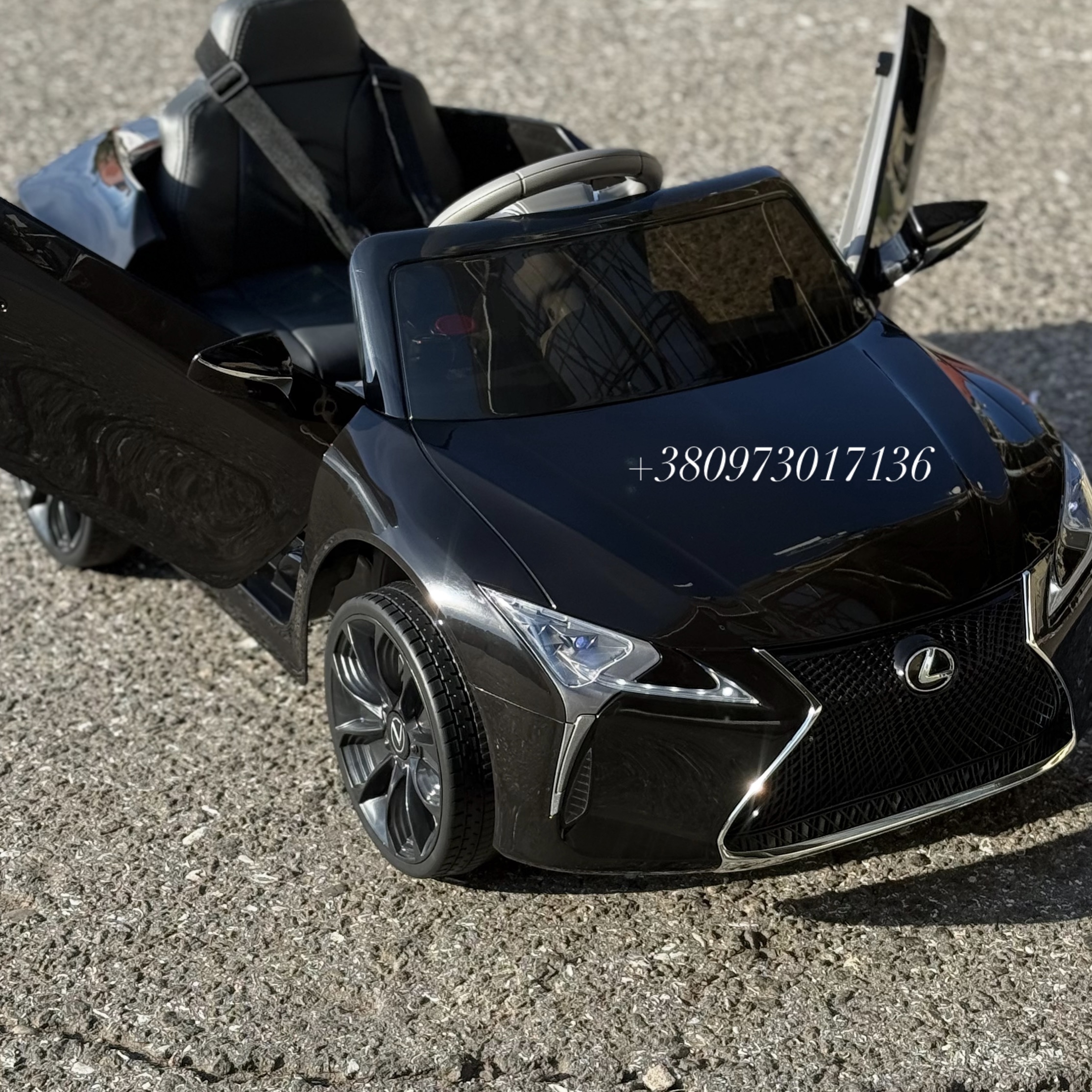 Детский электромобиль LEXUS LC500 JE1618EBLR‑2 черный
