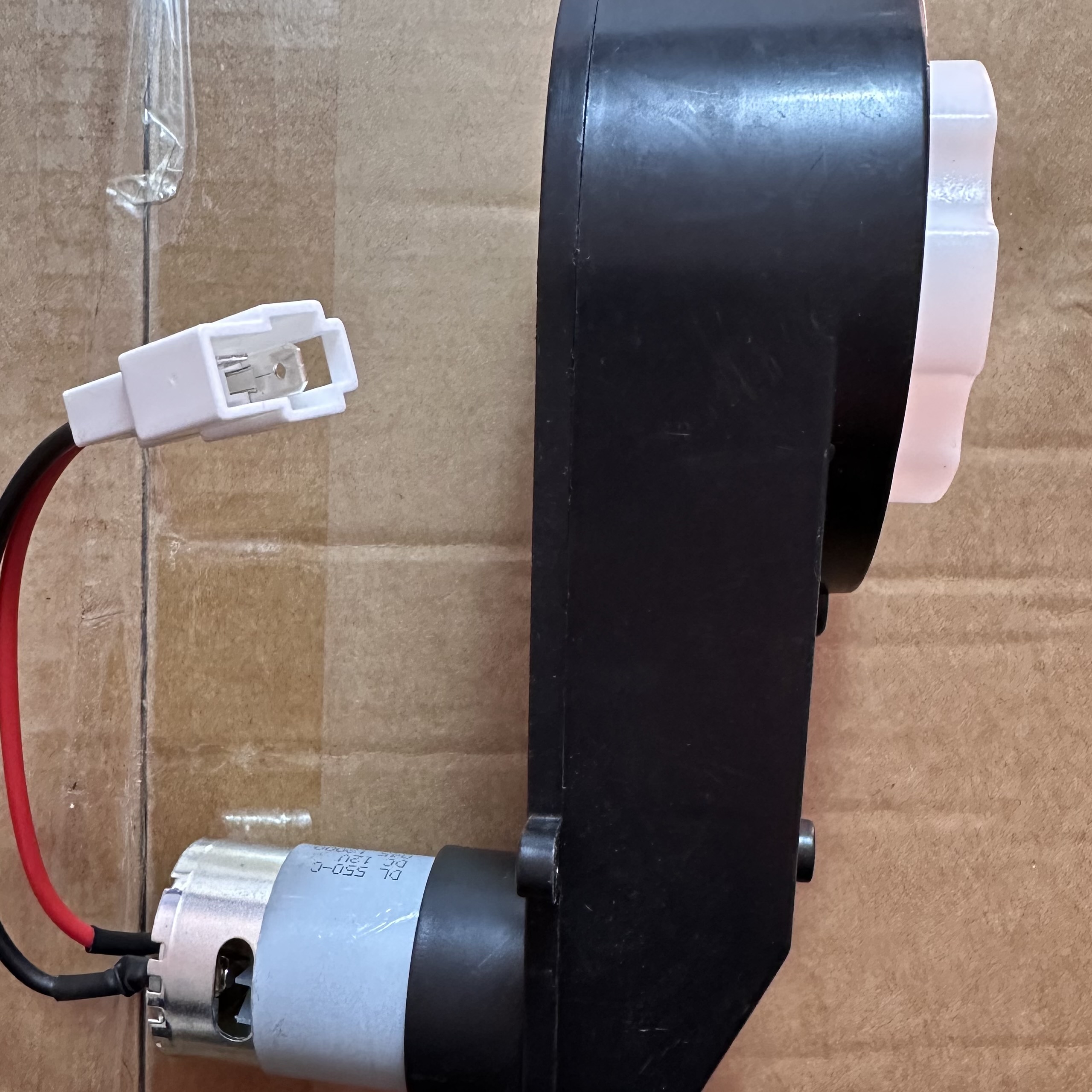 Редуктор для детского электромобиля 12 v 12 000 оборотов в сборе с мотором