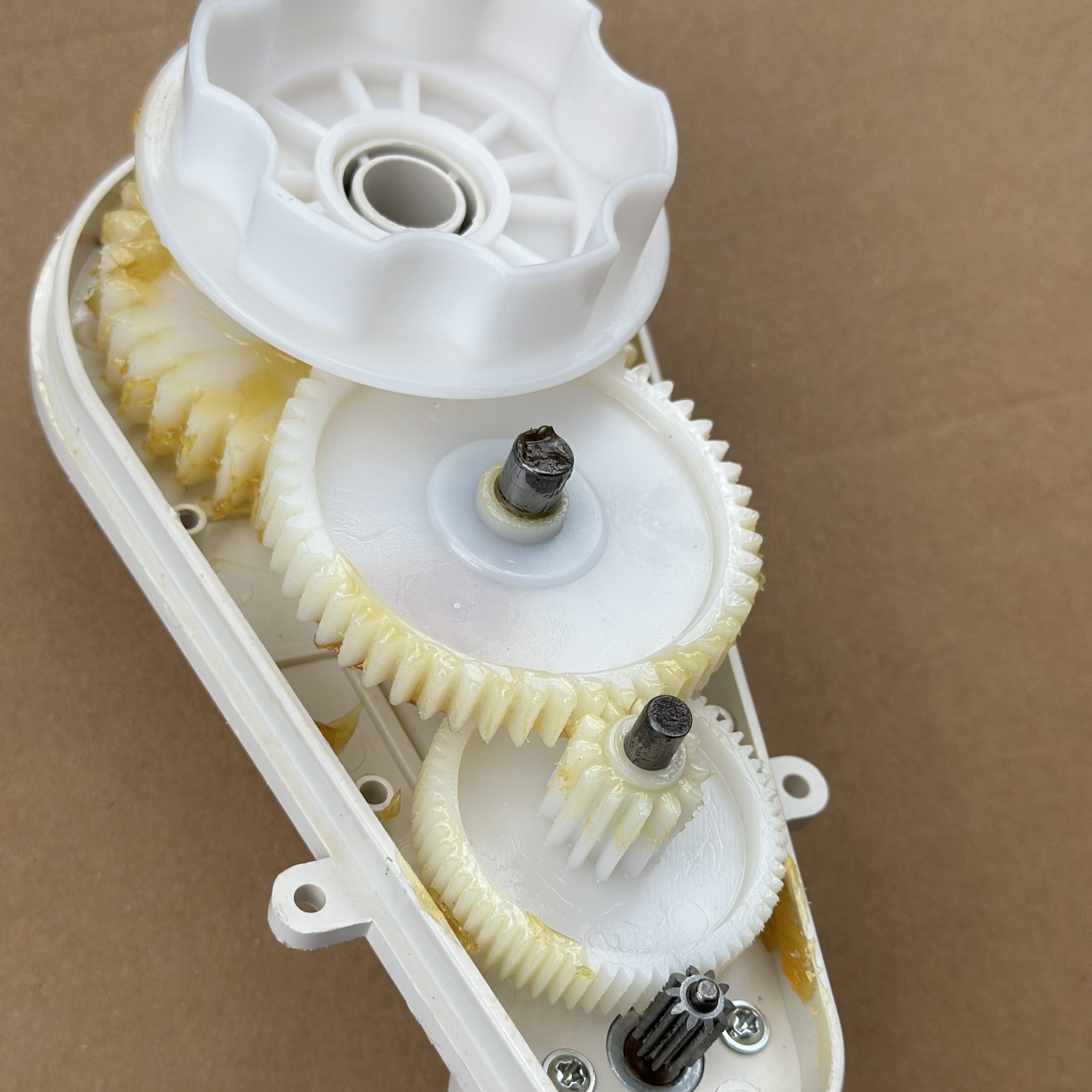 Редуктор для детского электромобиля 12 v 15000 оборотов 45w