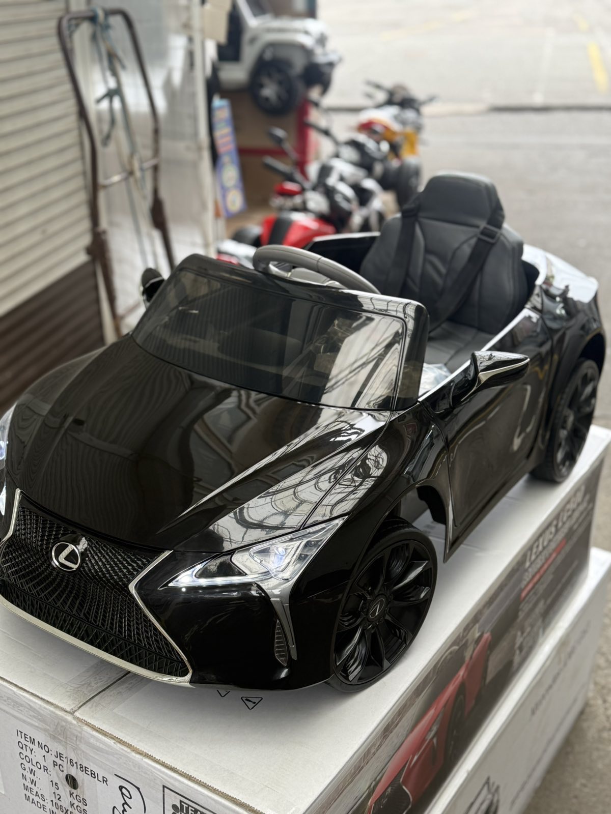 Детский электромобиль LEXUS LC500 JE1618EBLR‑2 черный