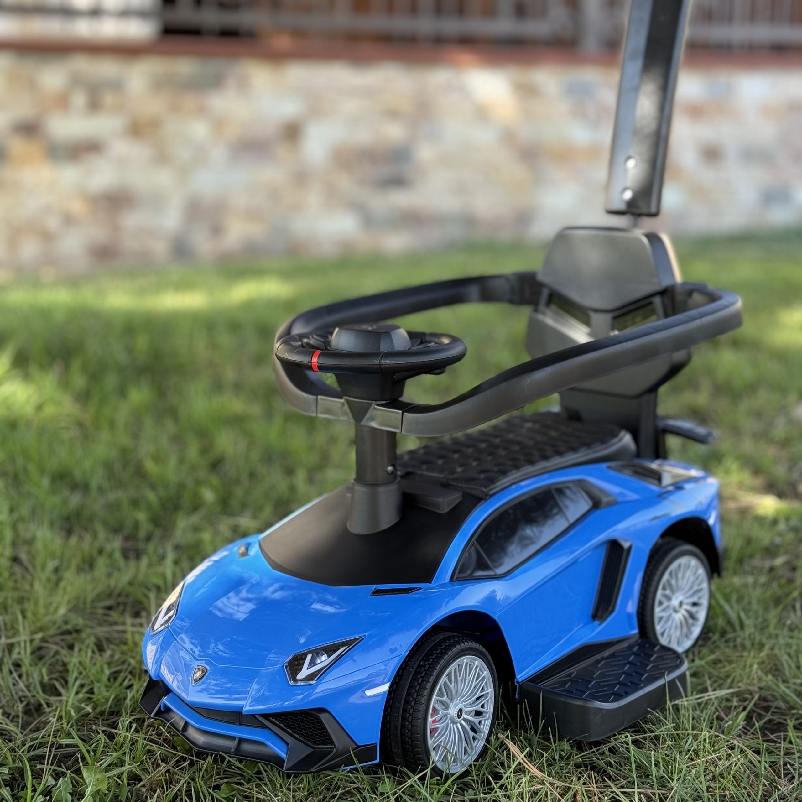 Толокар – каталка Lamborghini M 5777 с родительской ручкой синий